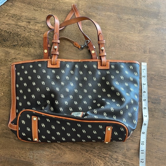 Dooney & Bourke. Medium shoulder bag - Picture 6 of 6